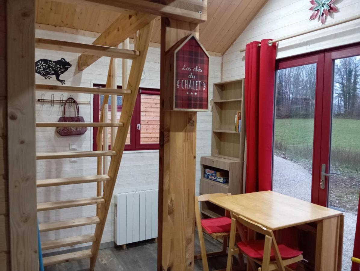 La P'Tite Maison Bois Du Herisson Menetrux-en-Joux Exterior foto
